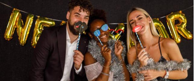 5 Things to Know About a Photo Booth Rental Before Hiring